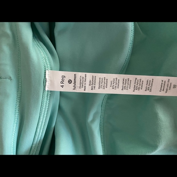 Lululemon Play Off the Pleats Skirt - Picture 5 of 7